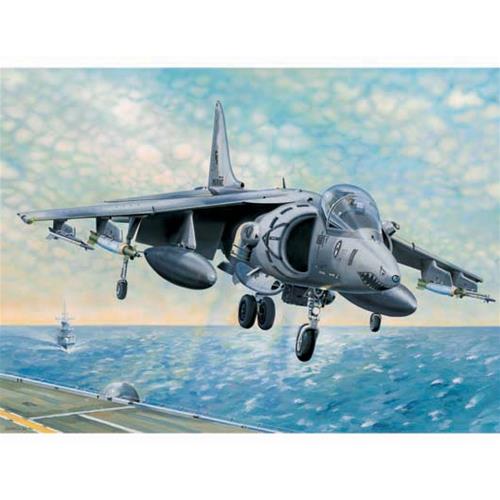 1:32 TRUMPETER KIT Av-8B Harrier Ii TR02229