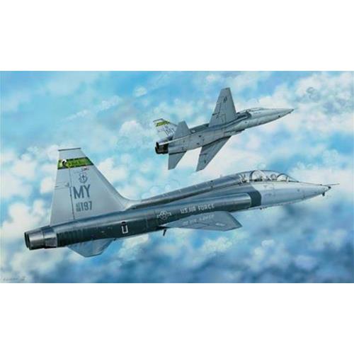 1:48 TRUMPETER KIT Us T-38C Talon Ii TR02876