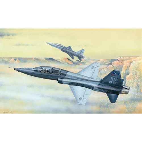 1:48 TRUMPETER KIT Us T-38C Talon TR02877