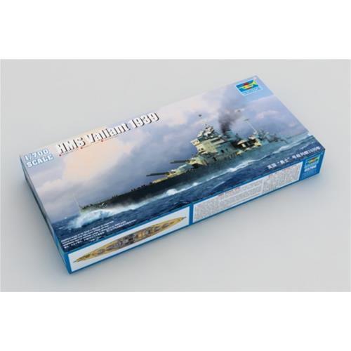 1:700 TRUMPETER KIT Hms Valiant 1939 TR05796