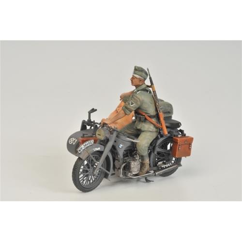 German Wwii Sidecar R12 With Crew Kit Z3607