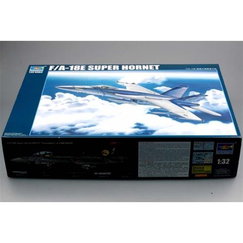 1:32 TRUMPETER KIT F/A-18 E Super Hornet TR03204