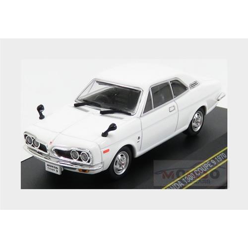 Honda 1300 Coupe 1970 White F43-088
