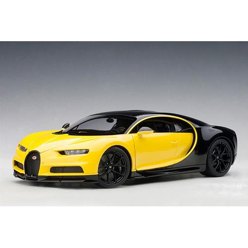 1:18 AUTOART Bugatti Chiron 2017 Yellow Black AA70994