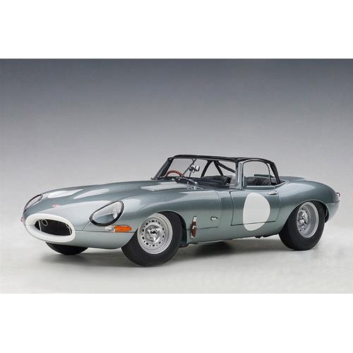 Jaguar E-Type Coupe Lightweight 1963 Silver AA73646