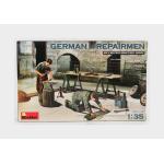1:35 MINIART German Repairmen Kit MA35353