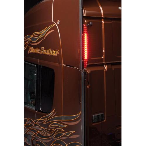 Scania R730 V8 Black Amber Kit IT3897