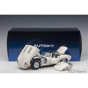 Jaguar E-Type Coupe Lightweight 1963 White AA73649