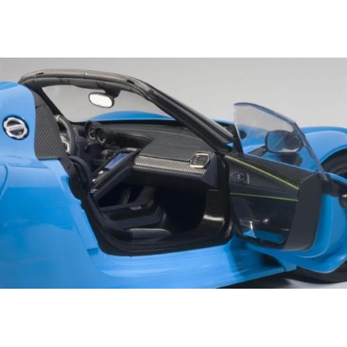 Porsche 918 Spider Closed Roof 2013 Riviera Blue AA77924