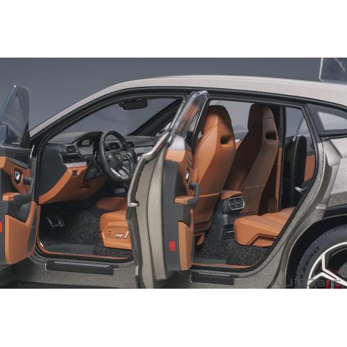 Lamborghini Urus 2018 Titan Grey Matt Grey AA79164