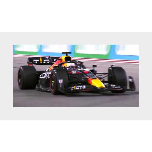 1:43 SPARK Red Bull F1 Rb18 Team Oracle Red Bull Racing #11 Pole Position Arabie Saoudite Gp 2022 Sergio Perez S8525