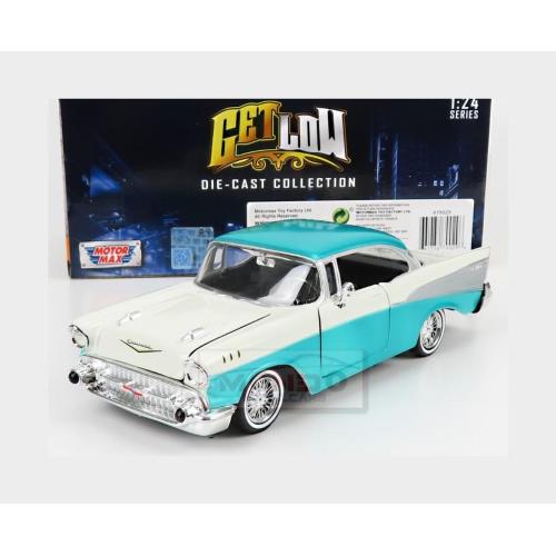 1:24 MOTORMAX Chevrolet Bel Air 1957 White Light Blue MTM79029
