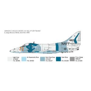 1:48 ITALERI Mcdonnel Douglas A-4 E/F/G/ Skyhawk Military Airplane 1955 Kit IT2826