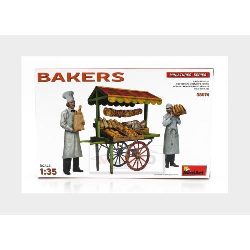 1:35 MINIART Figures Bakers Kit MA38074
