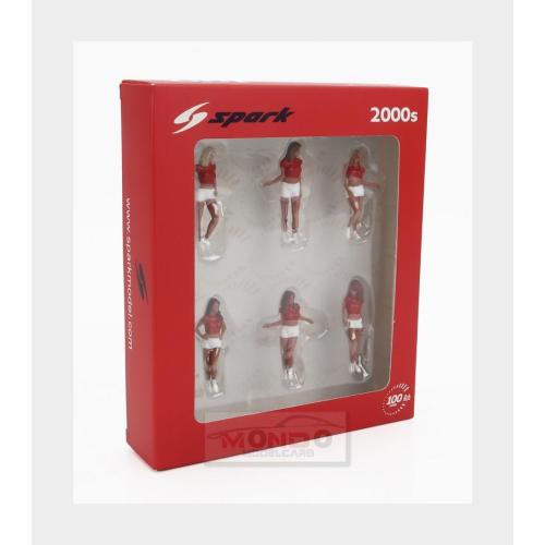 1:43 SPARK Figurines Grid Girls 2000S  43AC024