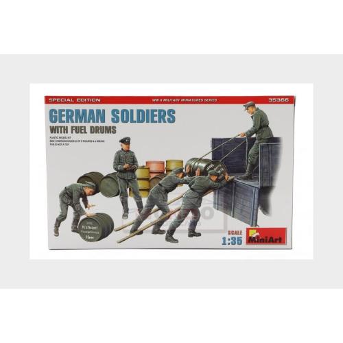 1:35 MINIART Figures German Soldiers Military With Fuel Drums 1945 Kit MA35366