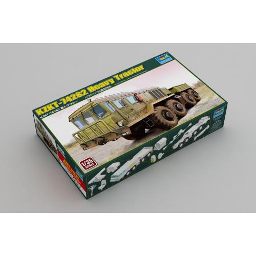 1:35 TRUMPETER KIT Kzkt-74282 Heavy Tractor TR01090
