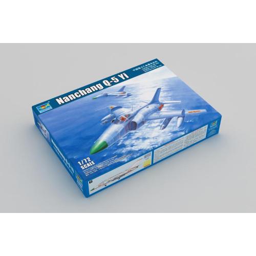 1:72 TRUMPETER KIT Nanchang Q-5 Yi TR01684