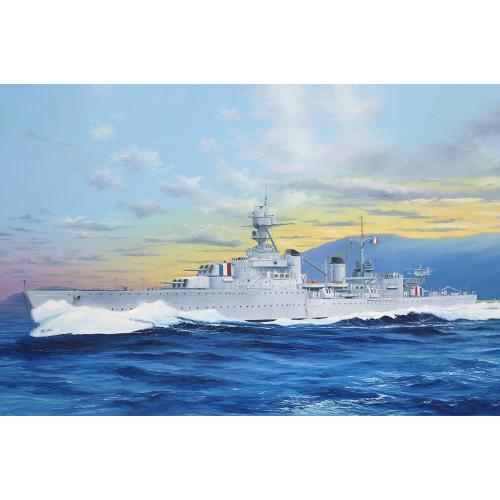 1:350 TRUMPETER KIT French Light Cruiser Marseillaise TR05374