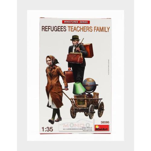 1:35 MINIART Figures Refugees Teachers Family Kit MA38086
