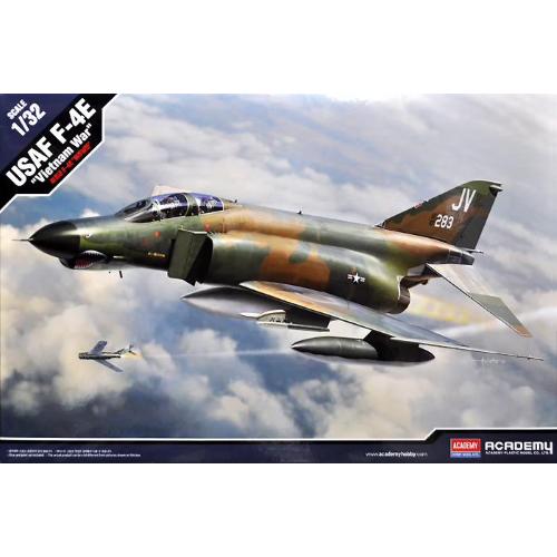 1:32 ACADEMY Usaf F-4E Vietnam War Kit AC12133