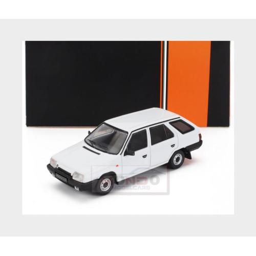 1:43 IXO Skoda Forman Sw Station Wagon 1990 White CLC575N.22