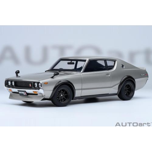 1:18 AUTOART Nissan Skyline 2000 Gt-R (Kpgc110) Coupe 1973 Silver AA77466