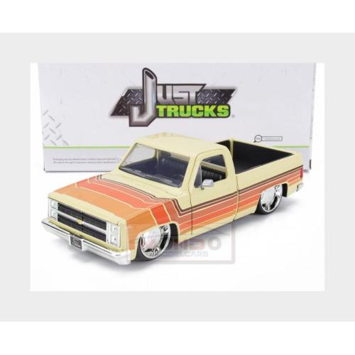 1:24 JADA Chevrolet C-10 Pick-Up Custom 1985 Cream Brown Orange JADA35859
