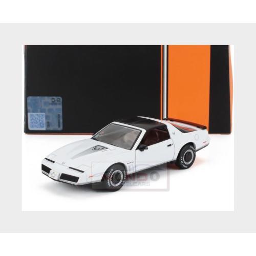 1:43 IXO Pontiac Firebird Trans Am 1982 White CLC582N.22