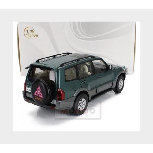 1:18 SUNSTAR Mitsubishi Pajero 3.5L V6 V73 2006 Green Grey SS5831