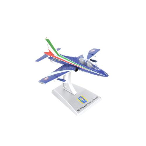 1:100 ITALERI Mb 339 Pan Frecce Tricolori 2025 Pony 1 Diecast IT48257