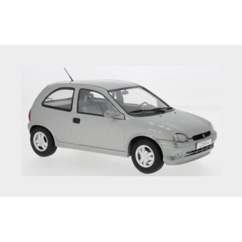 1:18 MCG Opel Corsa B Gsi 1993 Silver MCG18515