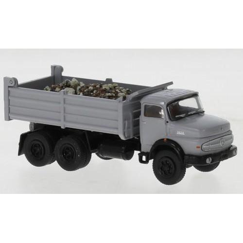 1:87 BREKINA PLAST Mercedes Lak 2624 Grey/Black Mit Ladegut 1970 BRE81157