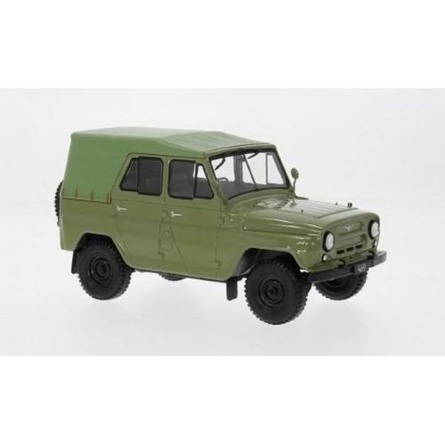 1:24 WHITEBOX Uaz 469 1975 Dark Green Military WB124263