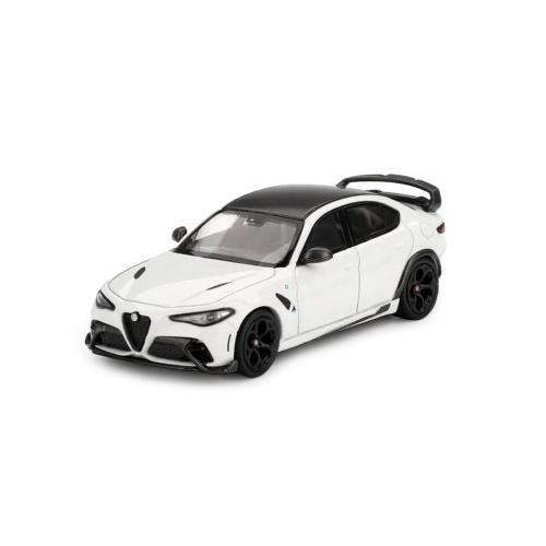 1:64 BBR Alfa Romeo Giulia Gtam White 2021 BBRDIE6426